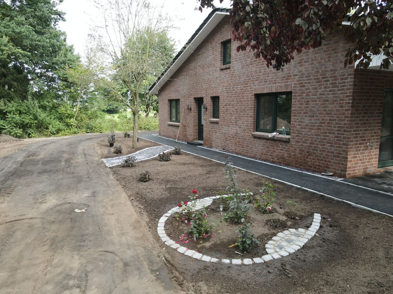 Referenzobjekt der Galajungs - Anlegen eines Beetes