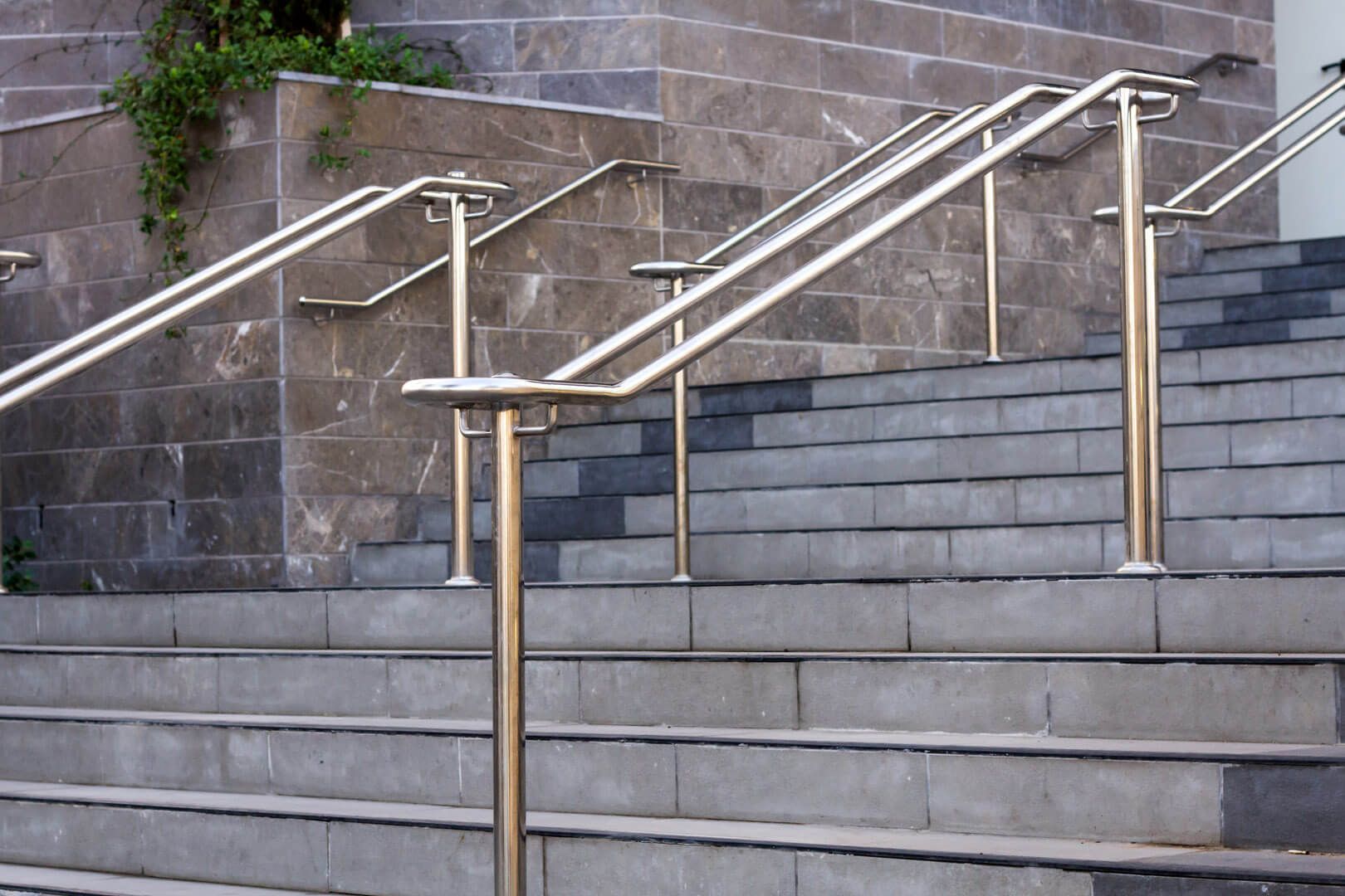 Treppe mit Geländer